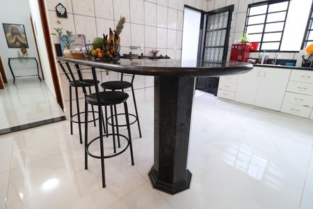 Casa para alugar com 250m², 3 quartos e 5 vagasCozinha