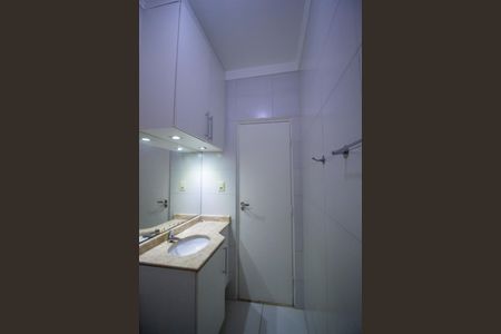 Casa de condomínio para alugar com 100m², 3 quartos e 2 vagas Casa de condomínio para alugar com 100m², 3 quartos e 2 vagasBanheiro
