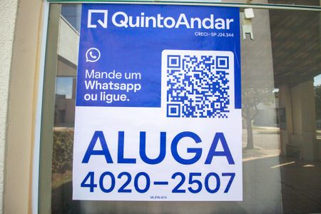 Casa de condomínio para alugar com 100m², 3 quartos e 2 vagas Casa de condomínio para alugar com 100m², 3 quartos e 2 vagasFachada
