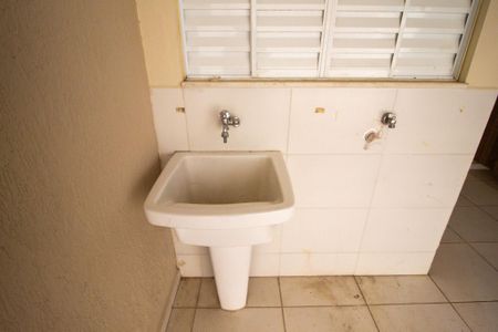 Casa de condomínio para alugar com 100m², 3 quartos e 2 vagas Casa de condomínio para alugar com 100m², 3 quartos e 2 vagasÁrea de Serviço