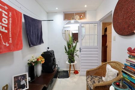 Casa para alugar com 42m², 1 quarto e sem vagaSala