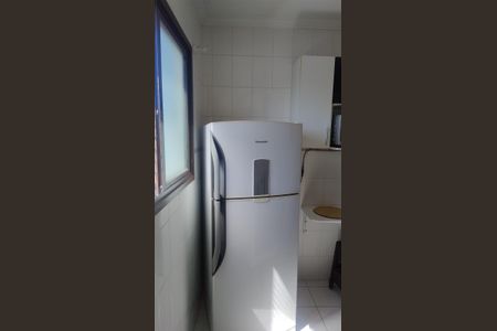 Cozinha de apartamento para alugar com 2 quartos, 71m² em Maracanã, Praia Grande