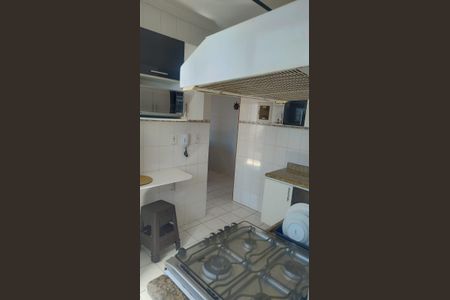 Apartamento para alugar com 71m², 2 quartos e 2 vagas Apartamento para alugar com 71m², 2 quartos e 2 vagasCozinha
