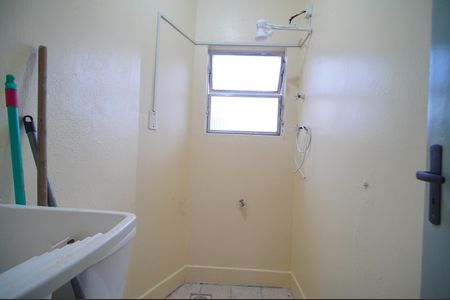 Banheiro 1 de kitnet/studio para alugar com 1 quarto, 70m² em Nova Sapucaia, Sapucaia do Sul