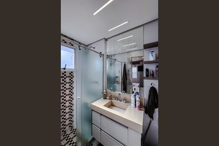 Apartamento à venda com 73m², 2 quartos e 2 vagas Apartamento à venda com 73m², 2 quartos e 2 vagasBanheiro da Suíte