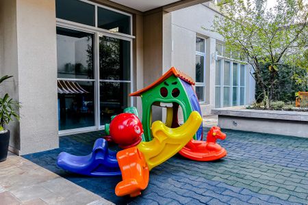 Apartamento à venda com 73m², 2 quartos e 2 vagasÁrea comum - Playground