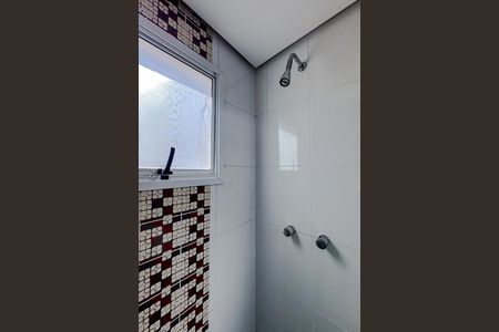 Apartamento à venda com 73m², 2 quartos e 2 vagas Apartamento à venda com 73m², 2 quartos e 2 vagasBanheiro da Suíte