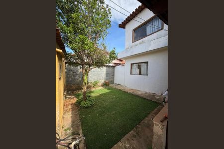 Casa para alugar com 160m², 4 quartos e sem vaga