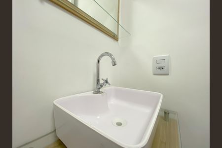 Apartamento para alugar com 24m², 1 quarto e sem vaga Apartamento para alugar com 24m², 1 quarto e sem vagaBanheiro