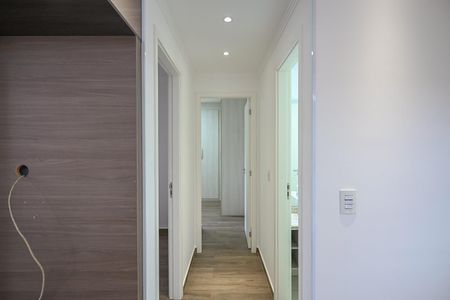Corredor de apartamento para alugar com 2 quartos, 47m² em Vila Andrade, São Paulo