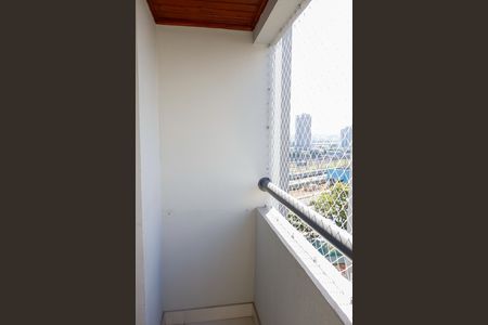 Apartamento à venda com 65m², 3 quartos e 1 vaga Apartamento à venda com 65m², 3 quartos e 1 vagaSacada