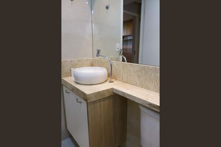 Apartamento à venda com 65m², 3 quartos e 1 vaga Apartamento à venda com 65m², 3 quartos e 1 vagaBanheiro