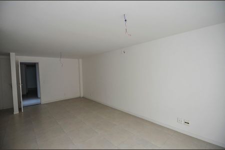 Apartamento à venda com 68m², 1 quarto e sem vaga Apartamento à venda com 68m², 1 quarto e sem vagaSala