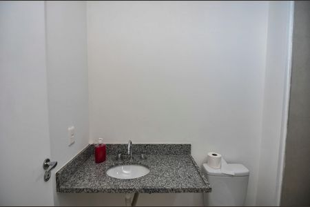 Apartamento à venda com 68m², 1 quarto e sem vaga Apartamento à venda com 68m², 1 quarto e sem vagaBanheiro