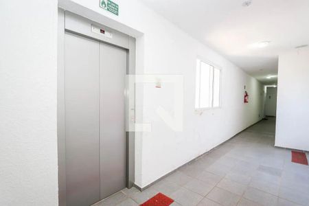 Apartamento à venda com 42m², 2 quartos e sem vaga Apartamento à venda com 42m², 2 quartos e sem vagaÁrea comum