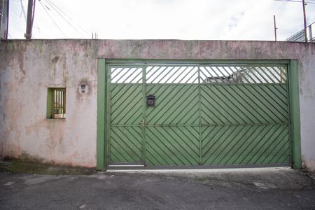 Casa para alugar com 80m², 2 quartos e 1 vaga Casa para alugar com 80m², 2 quartos e 1 vagaFachada