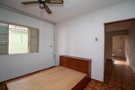 Quarto de casa para alugar com 2 quartos, 80m² em Vila Penteado, São Paulo
