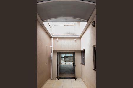 Casa à venda com 200m², 2 quartos e 1 vaga