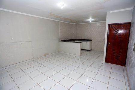 Casa à venda com 2 quartos, 200m² em Taguatinga, Brasília