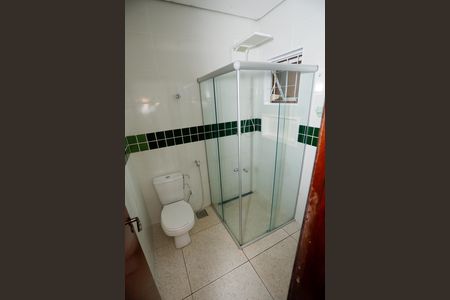 Casa à venda com 200m², 2 quartos e 1 vaga
