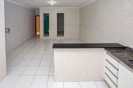 Casa à venda com 2 quartos, 200m² em Taguatinga, Brasília