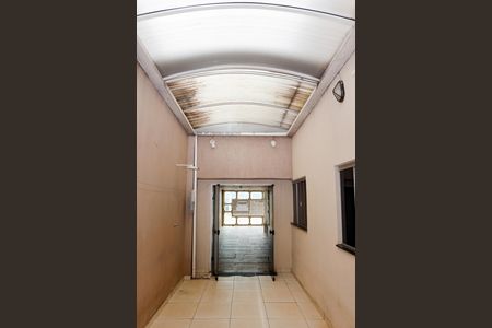 Casa à venda com 200m², 2 quartos e 1 vaga