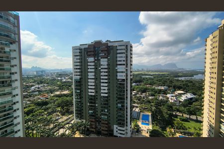 Varanda  de apartamento à venda com 3 quartos, 112m² em Barra da Tijuca, Rio de Janeiro