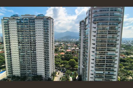 Apartamento à venda com 112m², 3 quartos e 2 vagas Apartamento à venda com 112m², 3 quartos e 2 vagasSuíte