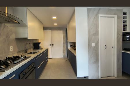 Apartamento à venda com 112m², 3 quartos e 2 vagas Apartamento à venda com 112m², 3 quartos e 2 vagasCozinha e Área de Serviço