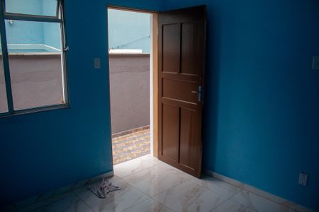 Casa para alugar com 50m², 2 quartos e sem vaga Casa para alugar com 50m², 2 quartos e sem vagaSala