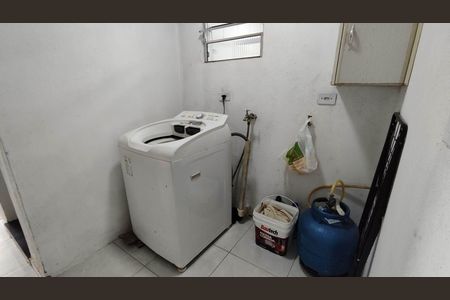 Casa para alugar com 31m², 1 quarto e 1 vaga Casa para alugar com 31m², 1 quarto e 1 vagaÁrea de Serviço