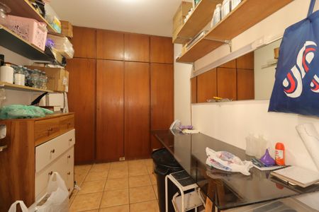 Apartamento à venda com 174m², 3 quartos e 2 vagasQuarto de Serviço