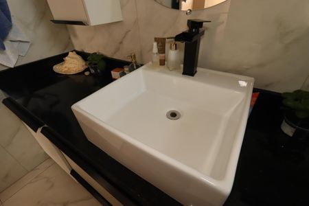 Apartamento à venda com 174m², 3 quartos e 2 vagasBanheiro da Suíte - Pia