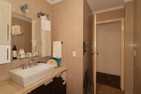 Apartamento à venda com 174m², 3 quartos e 2 vagasBanheiro Social