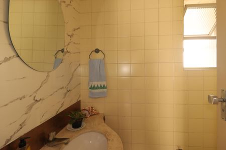 Apartamento à venda com 174m², 3 quartos e 2 vagasLavabo