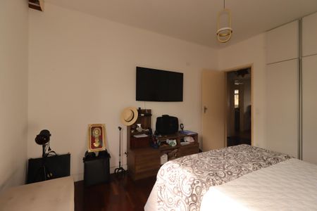 Apartamento à venda com 174m², 3 quartos e 2 vagasQuarto