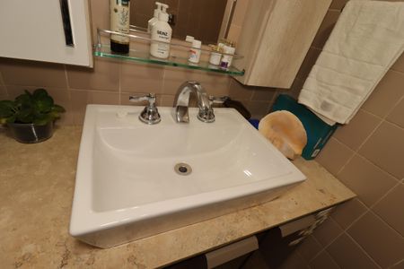 Apartamento à venda com 174m², 3 quartos e 2 vagasBanheiro Social - Pia