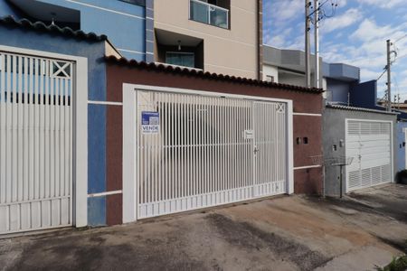 Casa à venda com 183m², 3 quartos e 3 vagasFachada com a Plaquinha BALD-852