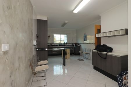 Casa à venda com 183m², 3 quartos e 3 vagasCozinha