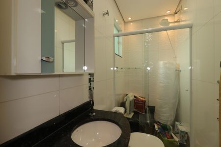 Casa à venda com 183m², 3 quartos e 3 vagasBanheiro da Suíte 2
