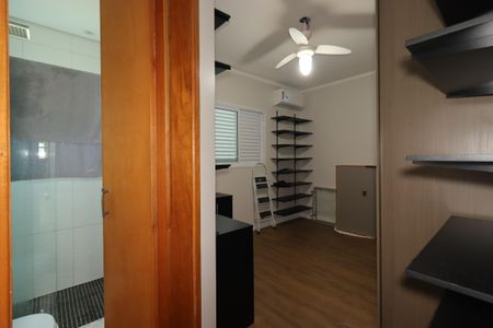 Casa à venda com 183m², 3 quartos e 3 vagasSuíte 1