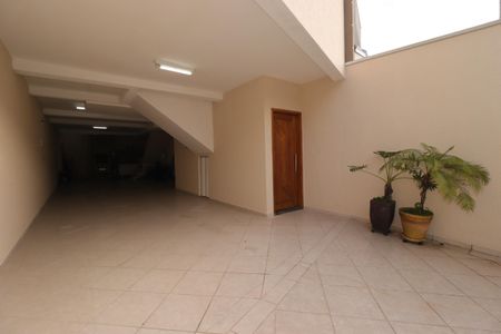 Casa à venda com 183m², 3 quartos e 3 vagasGaragem