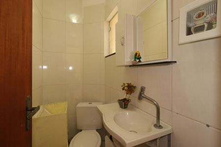 Casa à venda com 183m², 3 quartos e 3 vagasLavabo da Garagem