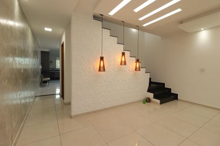 Sala de casa à venda com 3 quartos, 183m² em Vila Curuçá, Santo André