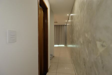 Casa à venda com 183m², 3 quartos e 3 vagasCorredor