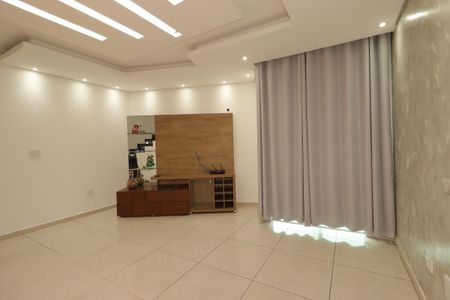 Sala de casa à venda com 3 quartos, 183m² em Vila Curuçá, Santo André