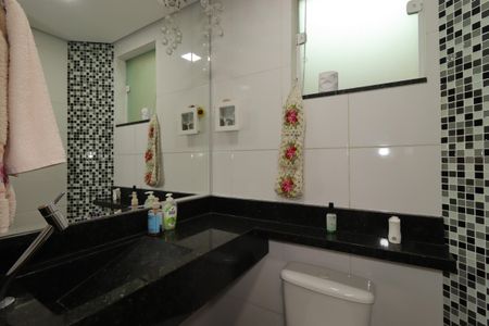 Casa à venda com 183m², 3 quartos e 3 vagasLavabo