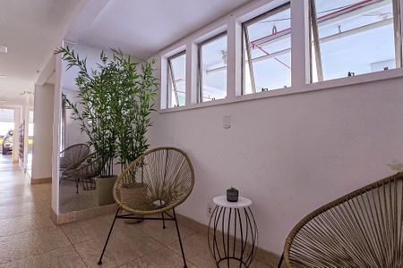 Apartamento para alugar com 45m², 2 quartos e 1 vaga Apartamento para alugar com 45m², 2 quartos e 1 vagaHall social