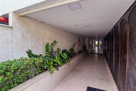 Apartamento para alugar com 45m², 2 quartos e 1 vaga Apartamento para alugar com 45m², 2 quartos e 1 vagaHall de entrada