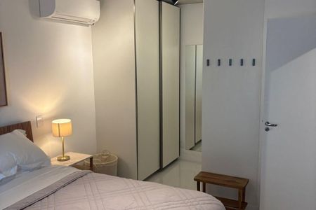 Apartamento à venda com 69m², 1 quarto e 2 vagas Apartamento à venda com 69m², 1 quarto e 2 vagasQuarto